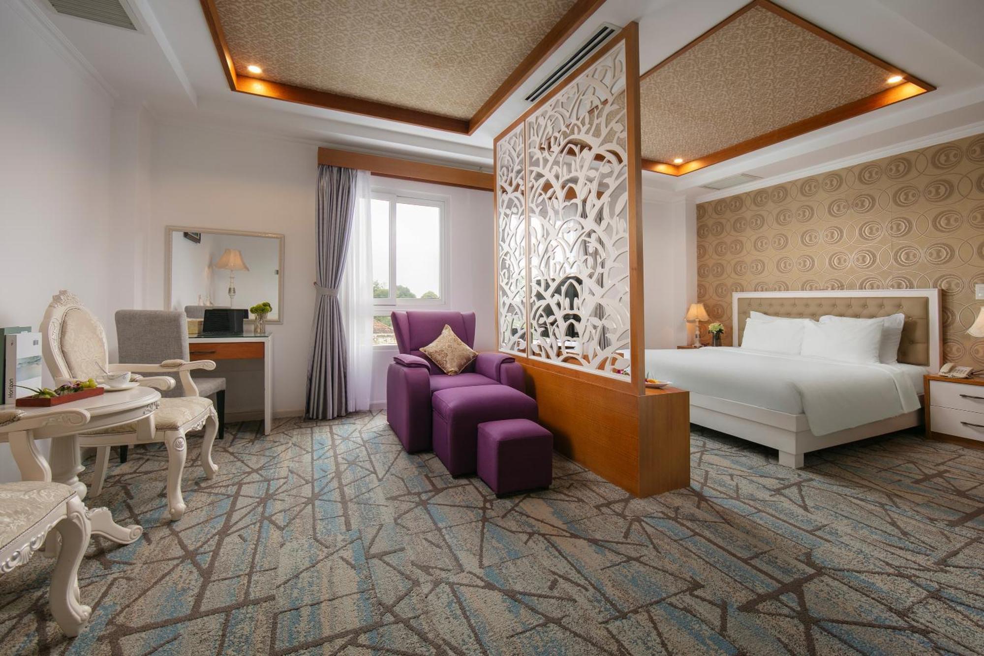 Nesta Hotel Can Tho Bagian luar foto