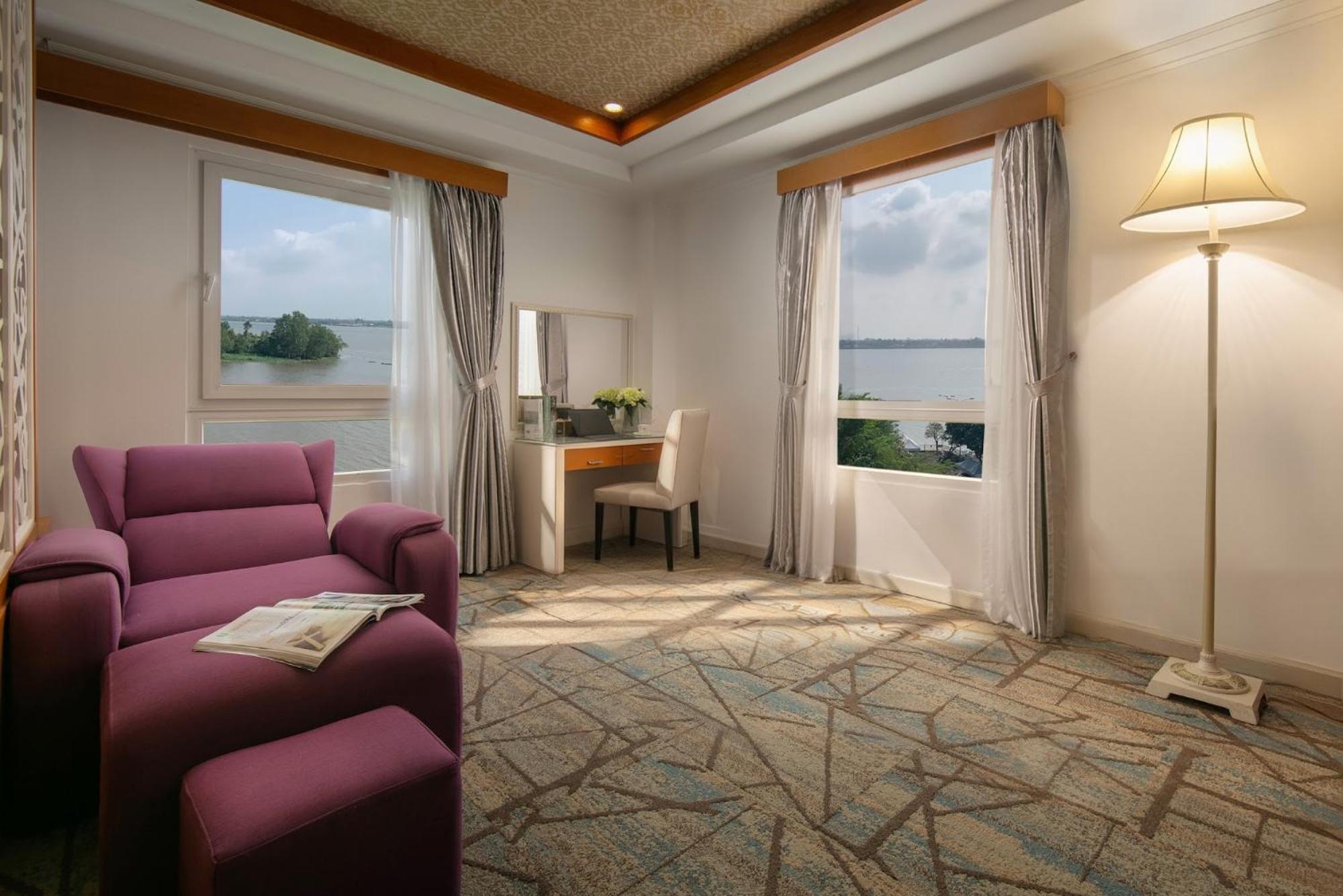 Nesta Hotel Can Tho Bagian luar foto