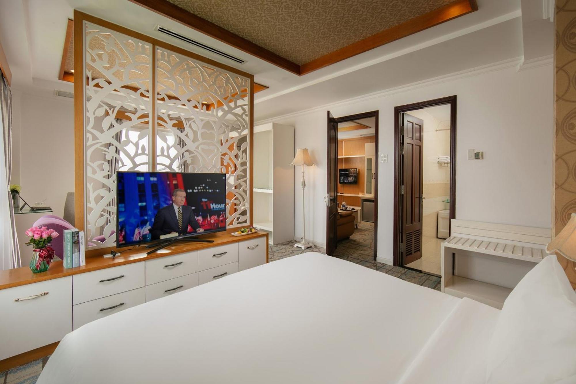 Nesta Hotel Can Tho Bagian luar foto