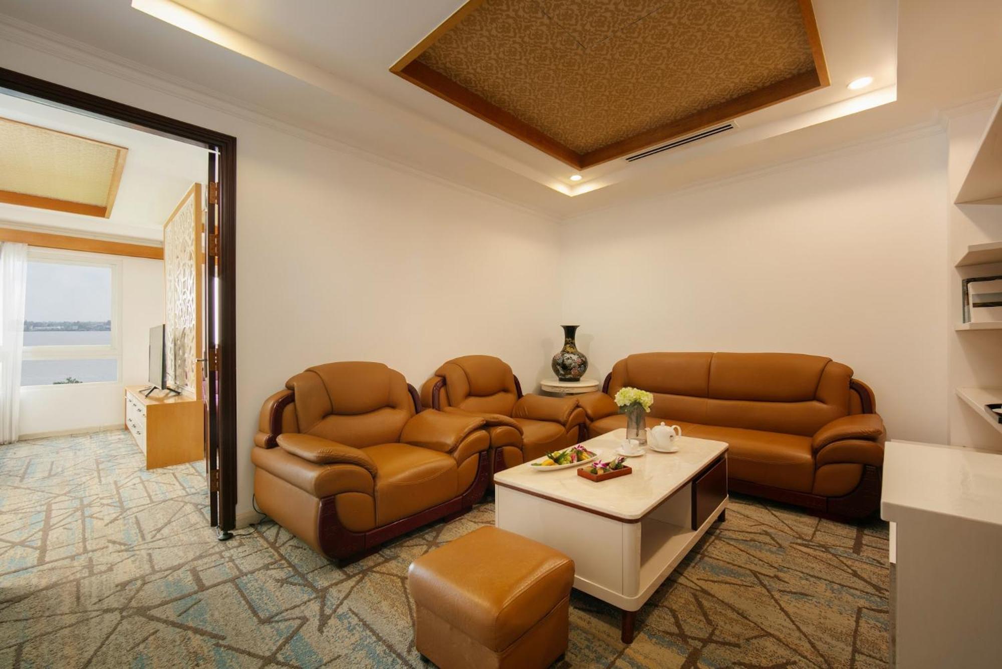 Nesta Hotel Can Tho Bagian luar foto